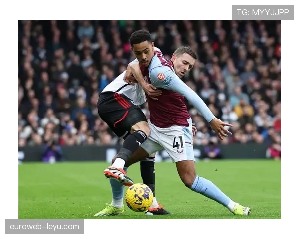 阿克球队核心发挥出色,率队力克强敌斩获关键胜利 阿克球队核心发挥出色,率队力克强敌斩获关键胜利