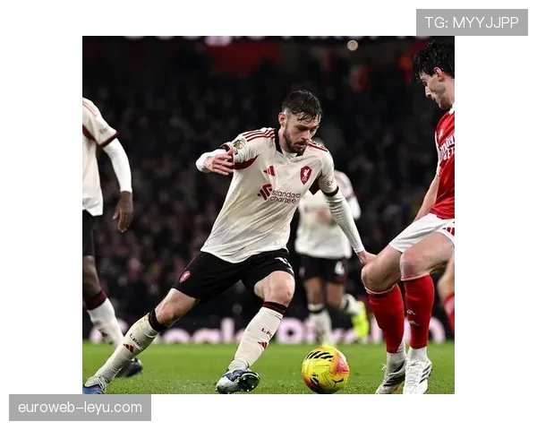 阿彻神勇发挥助球队逆转取胜,英超争冠悬念再起 阿彻神勇发挥助球队逆转取胜,英超争冠悬念再起