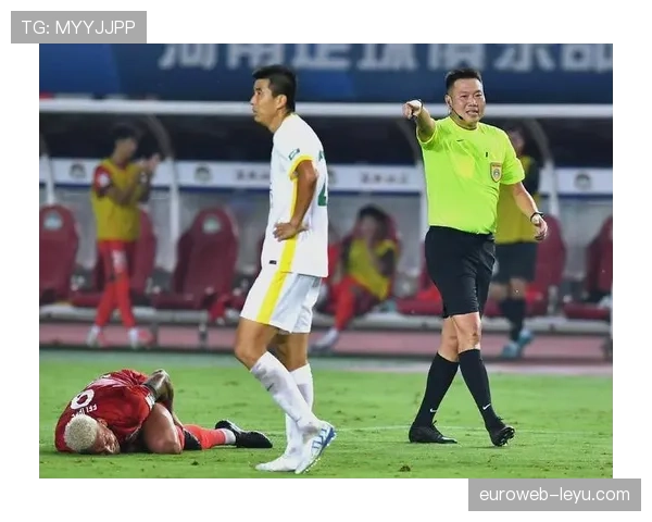 上海申花进攻流畅但终结乏力,赛季争冠形势面临考验 上海申花进攻流畅但终结乏力,赛季争冠形势面临考验